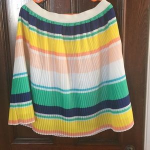 Striped colorful pleated skirt